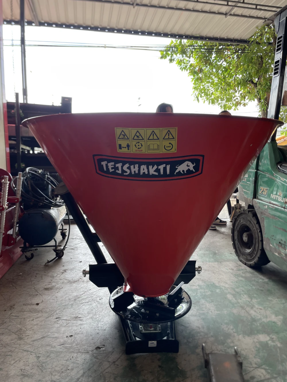 Dàn rắc phân RCFB500